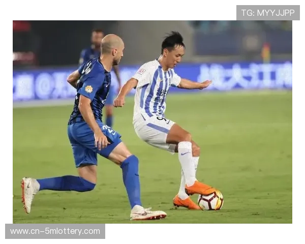 深度解析：二月魔鬼赛程下，中下游球队普遍选择低位防守策略。